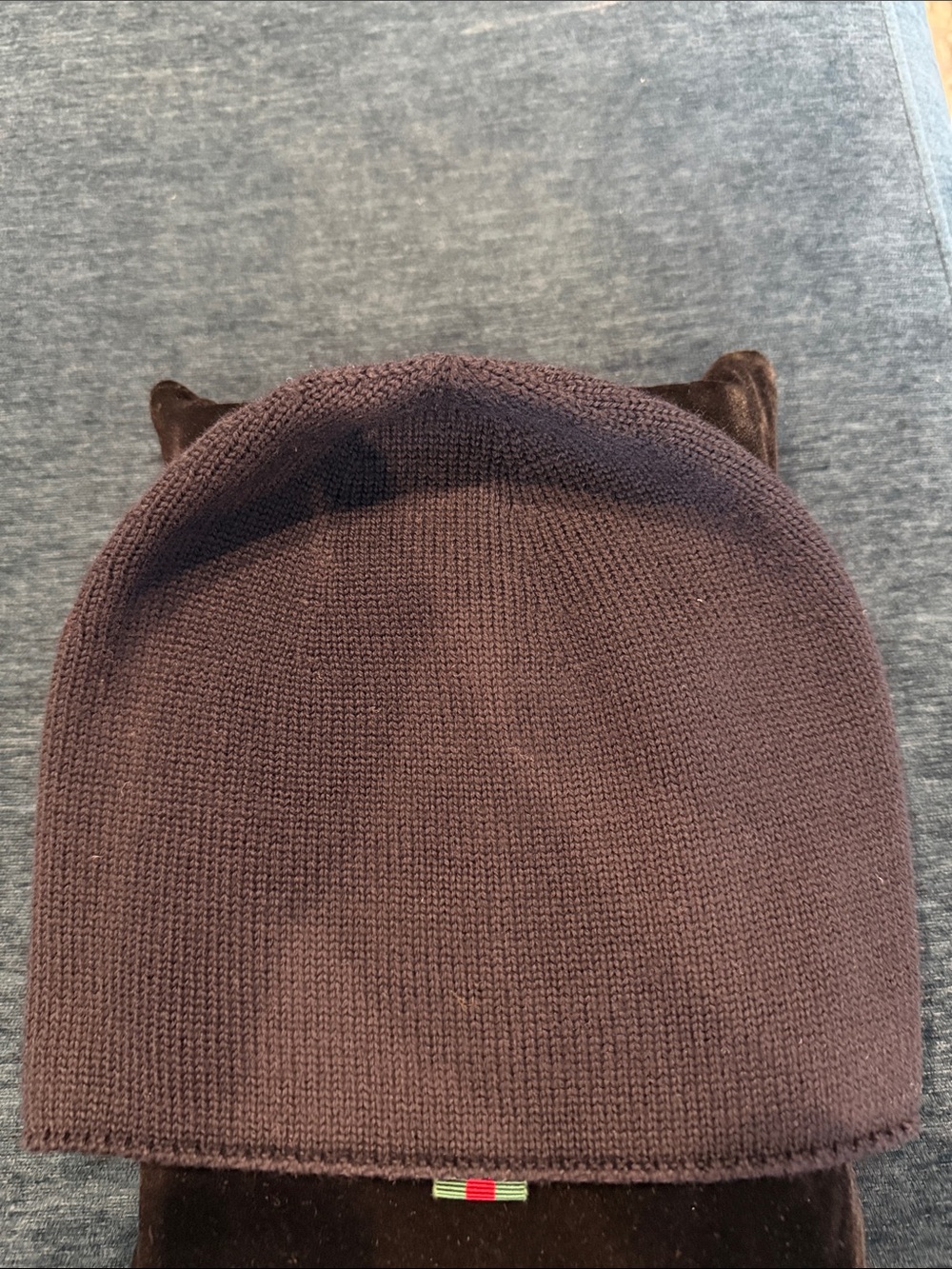 NWOT Gucci Navy Knit Beanie